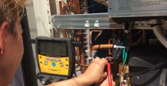 air conditioning moreton bay repairs